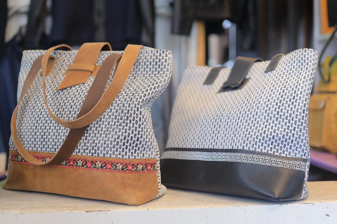 Boho Canvas Tote Bag – Durable, Spacious & Stylish Everyday Carry-All
